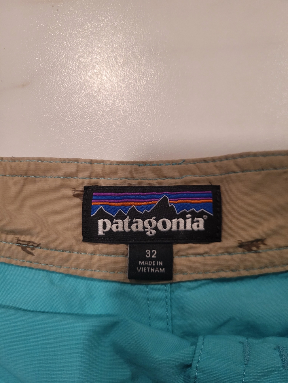 Patagonia Men’s Tan Waistband Teal Swim/Board Shorts - 32